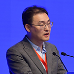     于成文    北京科技大学党委副书记深入实施新时代立德树人工程，进一步扩大“钢筋铁骨”特色育人模式效益，努力培养更多为国奉献钢筋铁骨的高素质人才，为教育强国、科技强国、人才强国建设贡献北科力量。